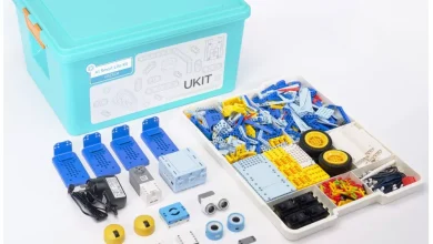 UBTECH uKit AI robotik eğitim seti ile ilkokul öğrencilerinin yapay zekâ ve kodlama çalışması