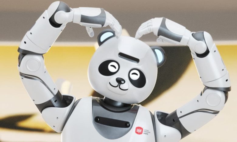 UBTECH Panda Robot humanoid robot ile yapay zekâ temelli eğitim ve etkileşim